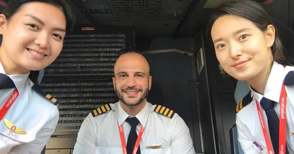 Những bóng hồng Vietjet làm chủ bầu trời