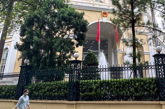 Reuters: Việt Nam cân nhắc phát hành trái phiếu USD lần đầu kể từ năm 2014