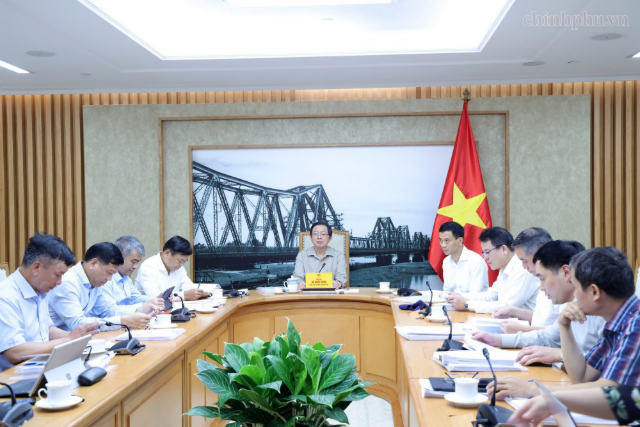 Xử lý vi phạm, gỡ vướng đê điều cho dự án đóng tàu 2,400 tỷ đồng tại Hải Phòng