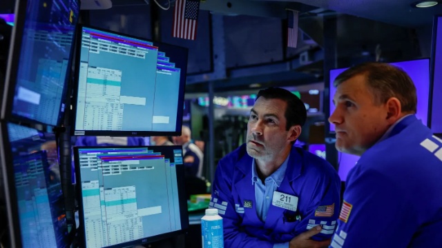 S&P 500 tăng mạnh, nhưng thị trường xuất hiện điều chưa từng thấy kể từ năm 1999