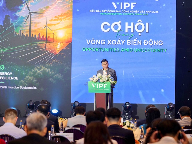 Làn sóng đầu tư công nghiệp giá trị cao: Tại sao không phải Việt Nam?