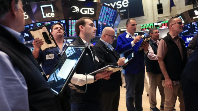 Lợi suất trái phiếu tiếp tục tăng, Dow Jones giảm hai phiên liên tiếp