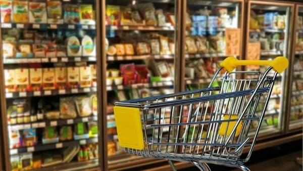 Doanh thu bán lẻ và dịch vụ tiêu dùng quý 3 tăng 14.5%, nhưng yếu tố giá đóng góp đáng kể