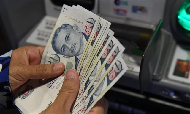 Singapore duy trì chính sách tiền tệ thắt chặt để kiểm soát lạm phát