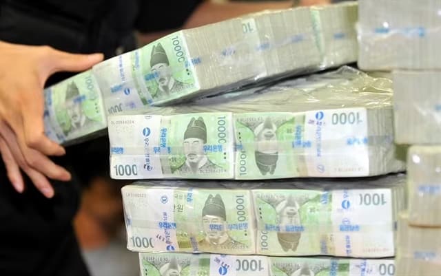 Đồng won Hàn Quốc tăng giá nhờ xuất khẩu bán dẫn khởi sắc