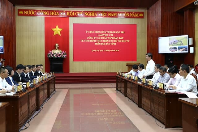Quảng Trị và T&T Group bàn cách gỡ khó, tăng tốc cho dự án trọng điểm
