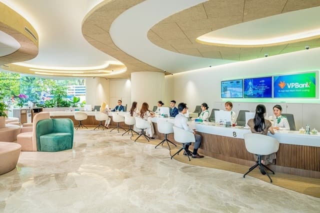 VPBank đồng loạt giảm lãi suất cho vay và huy động