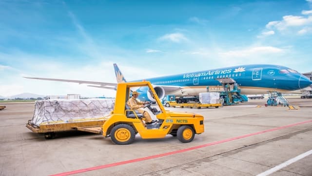 Lãi ròng NCT giảm 14% trong quý 3 dù doanh thu tăng mạnh