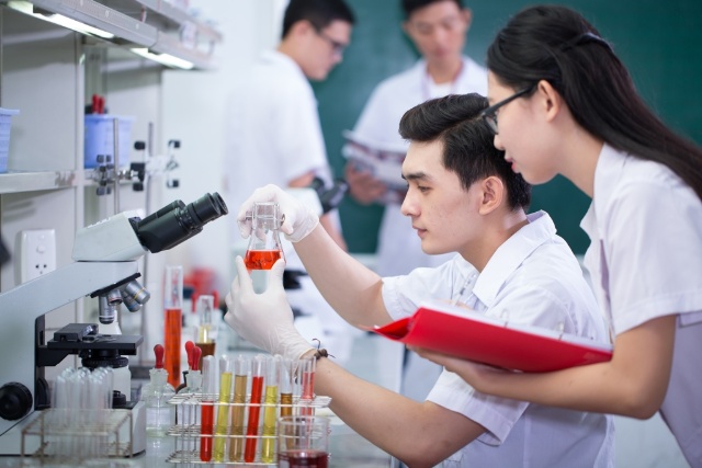 Chính phủ đặt mục tiêu dành 0.1% GDP mỗi năm cho nhân tài
